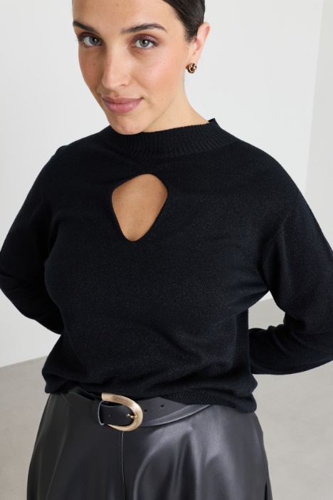 Maglia in viscosa con cut-out