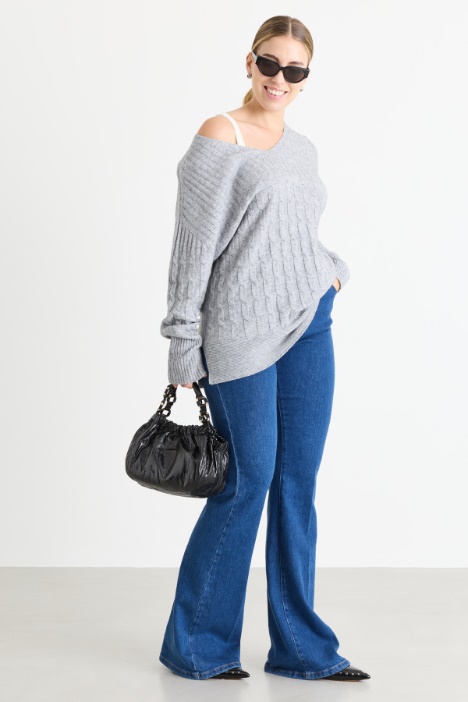 Maglia oversize a trecce e coste