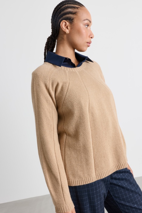 Maglia con coste a raggio