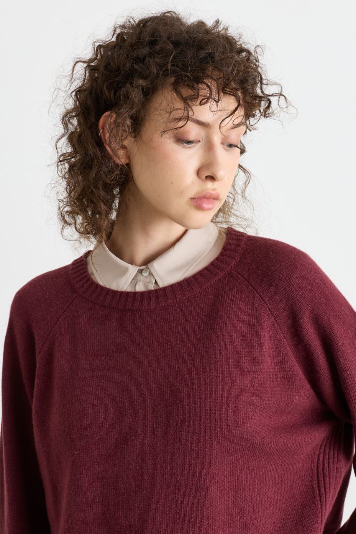 Boxy jumper with raglan sleeves - BORDEAUX - Intrend - 3