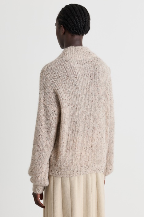 Maglia in filato bottonato