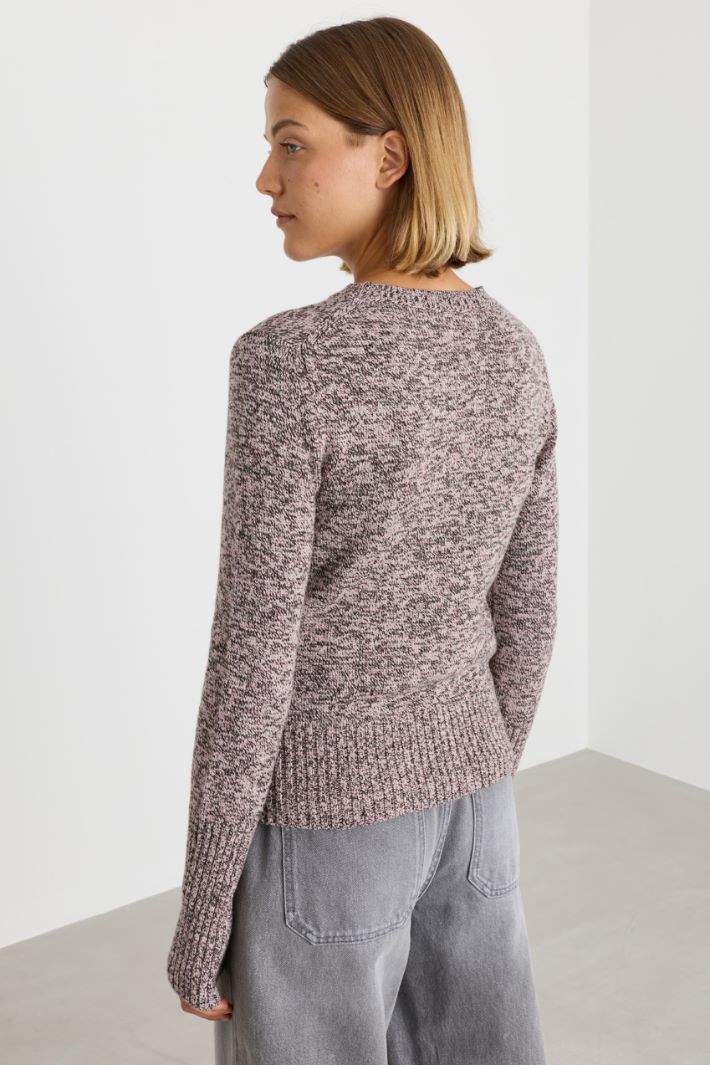 Slim-fit jumper with ribbed detailing - PINK - Intrend - 4