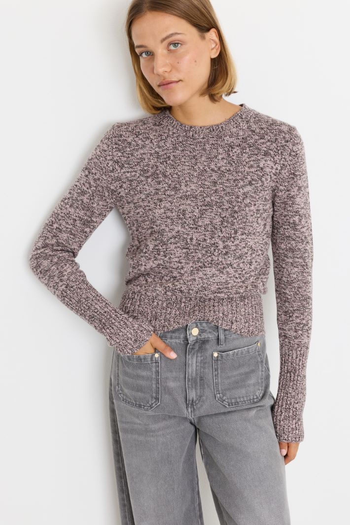 Slim-fit jumper with ribbed detailing - PINK - Intrend - 2