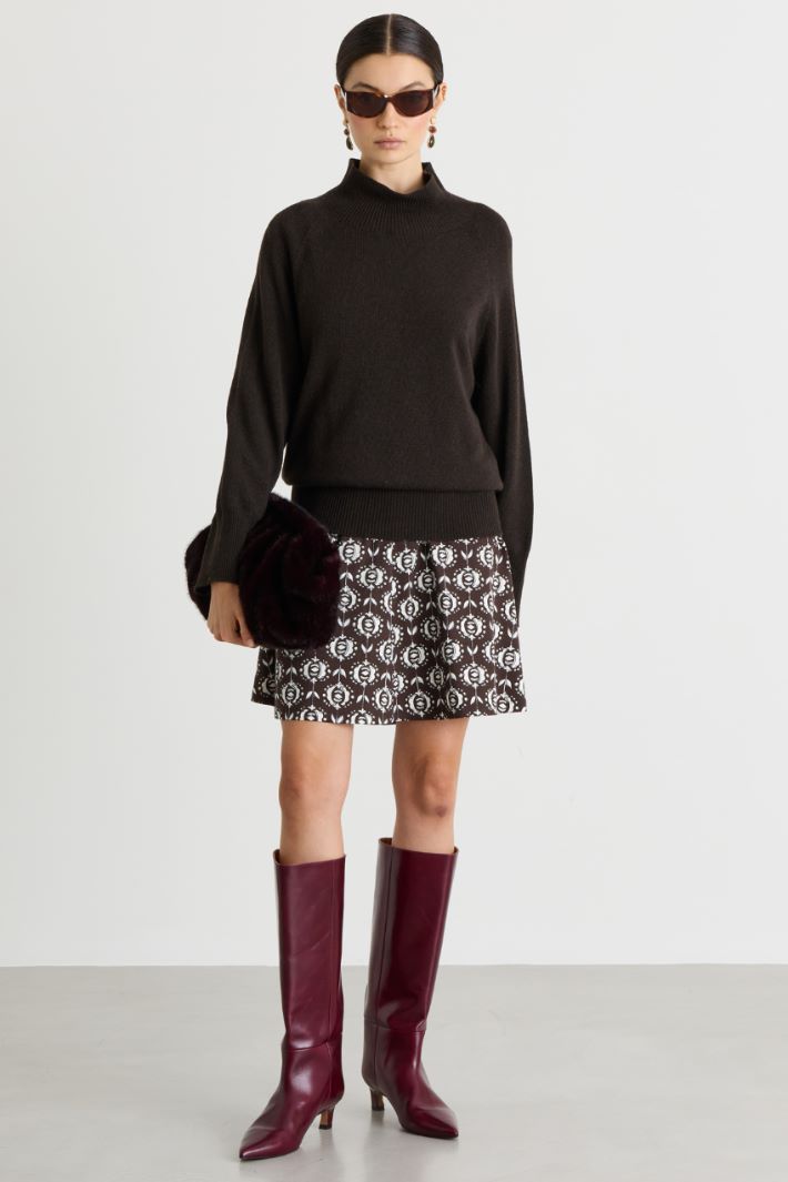 Oversized roll-neck jumper - BROWN - Intrend