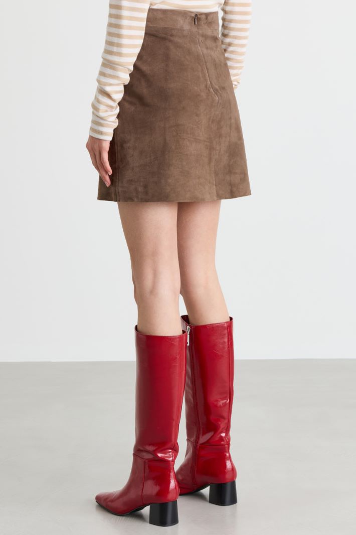 Suede Miniskirt - BROWN - Intrend - 4