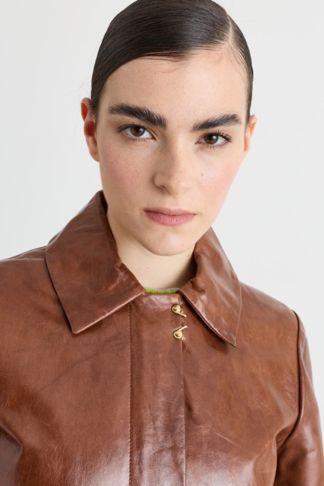 Cappotto con zip nascosta