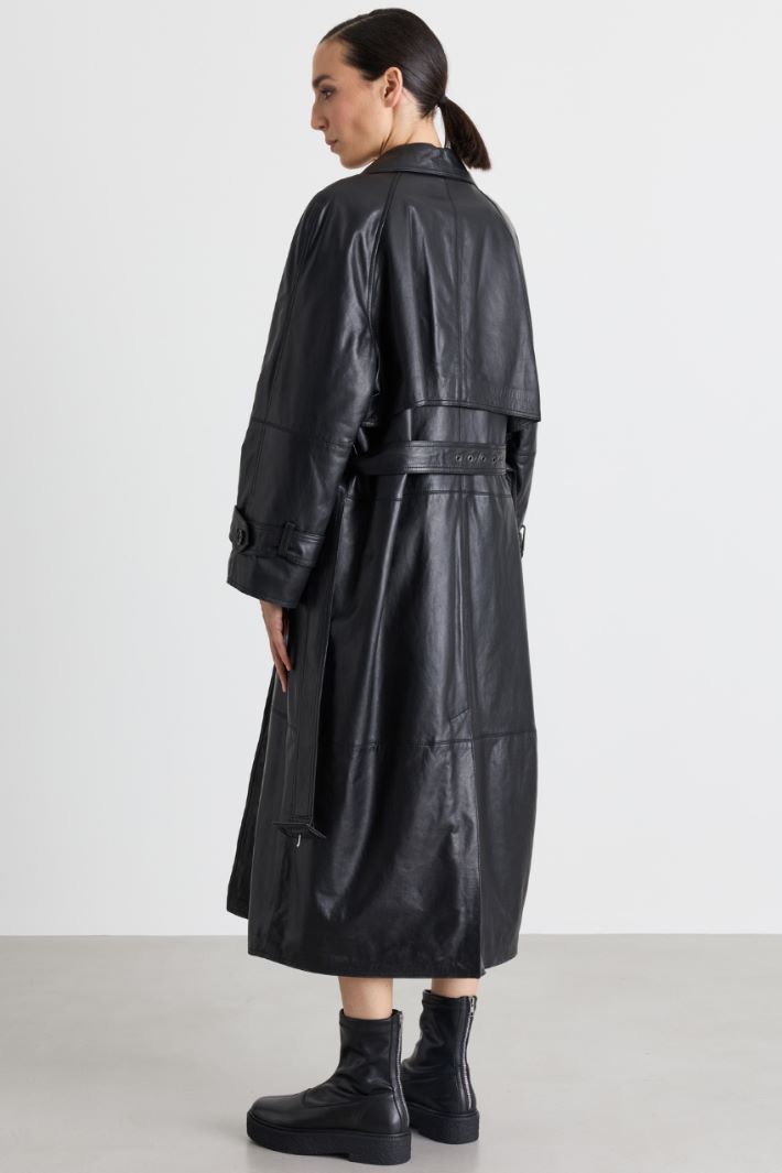 Trench ligeramente acolchado - NEGRO - Intrend - 4