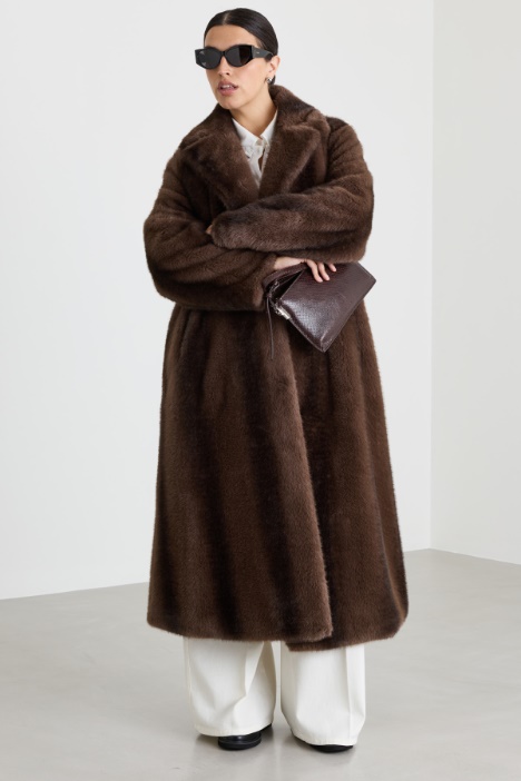 Cappotto lungo in tessuto morbido e caldo - Intrend