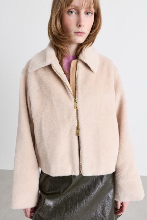 Chaqueta efecto pelo