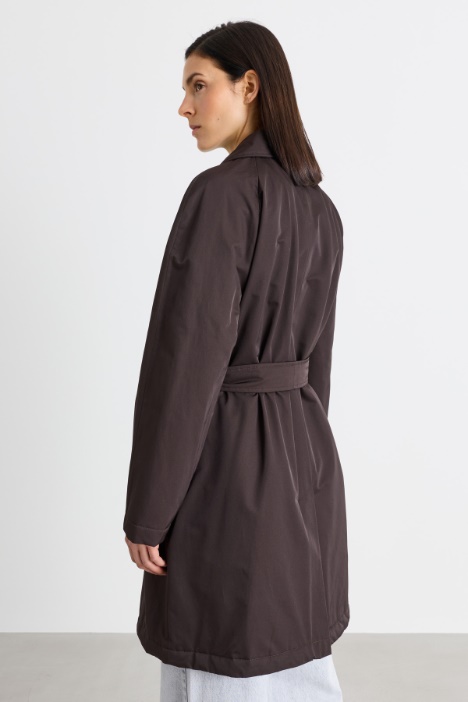 Trench imbottito antigoccia