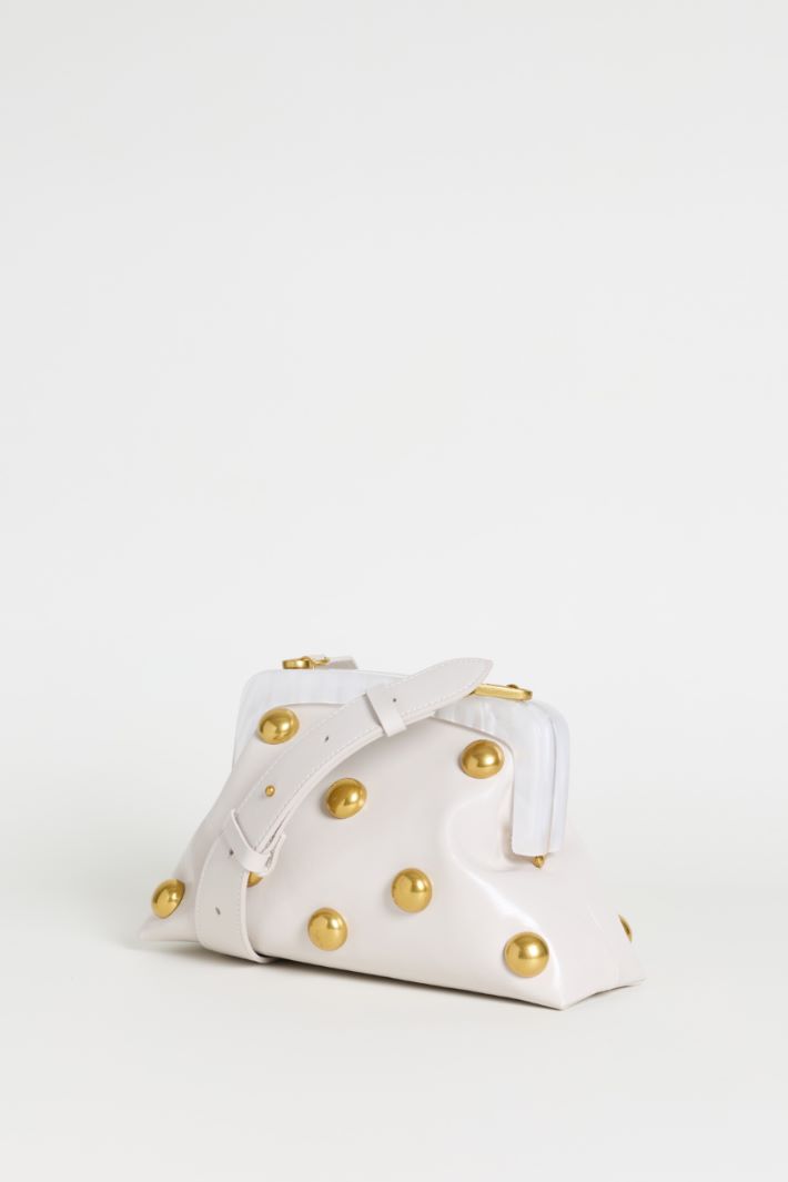 Leather Clutch with Large Metallic Boules - WHITE - Intrend - 2