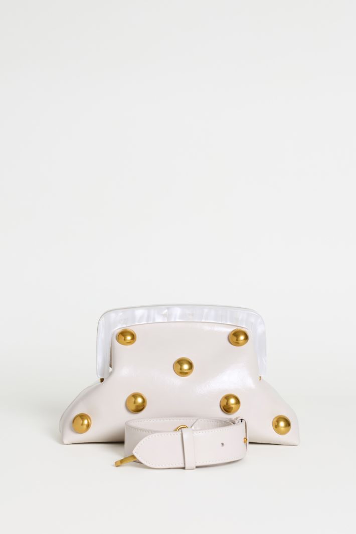 Leather Clutch with Large Metallic Boules - WHITE - Intrend - 3