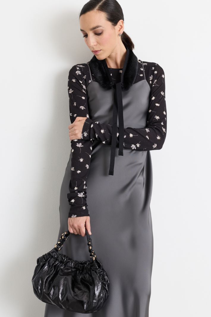 Ruched polished leather bag - BLACK - Intrend - 5