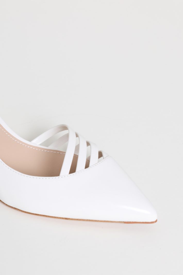 Slingbacks with thin straps - WHITE - Intrend - 4