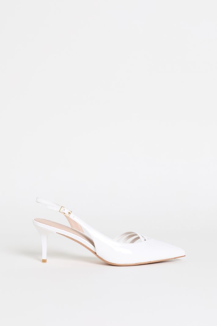 Slingbacks with thin straps - WHITE - Intrend