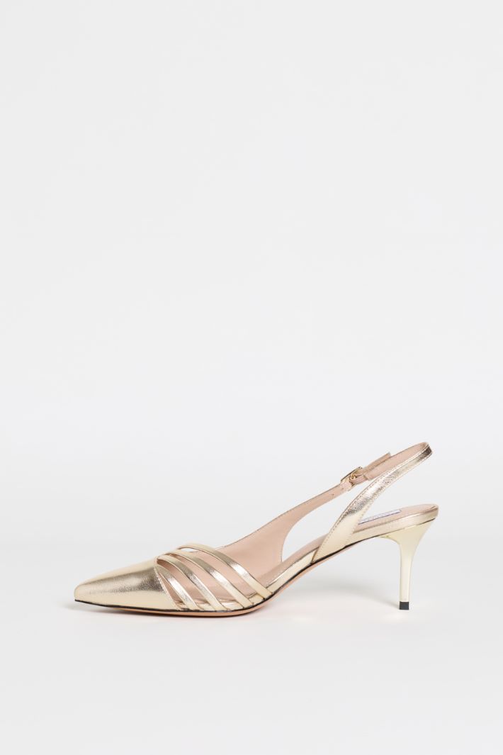 Slingbacks with thin straps - GOLD - Intrend - 3