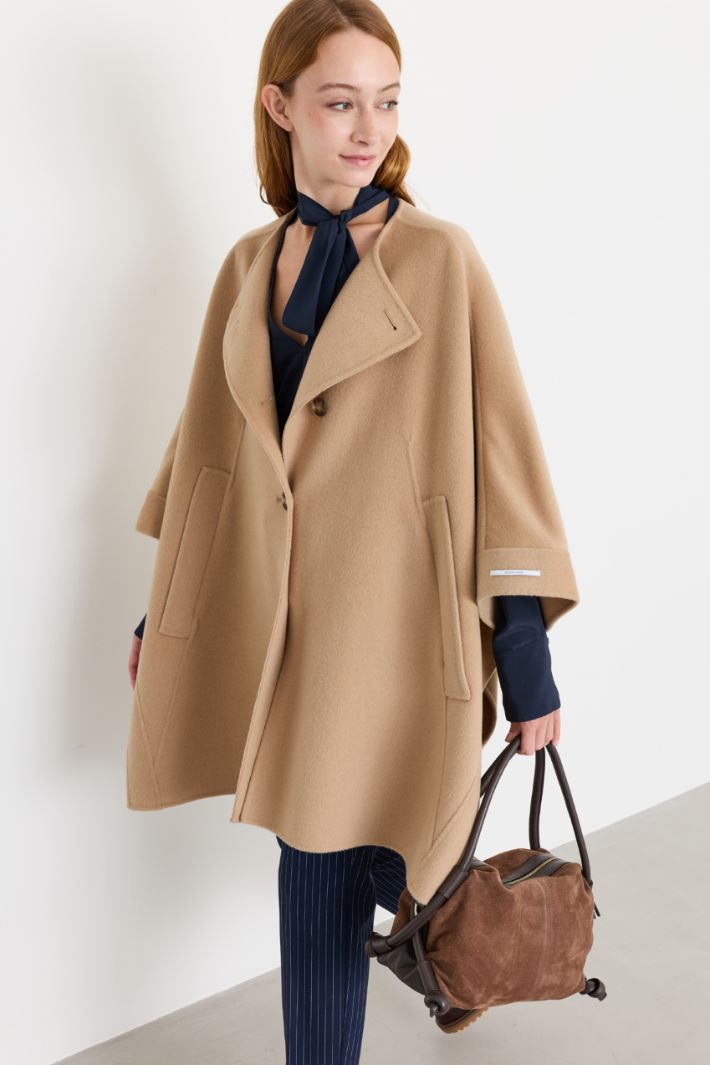 Asymmetric-fastening cape - CAMEL - Intrend - 2