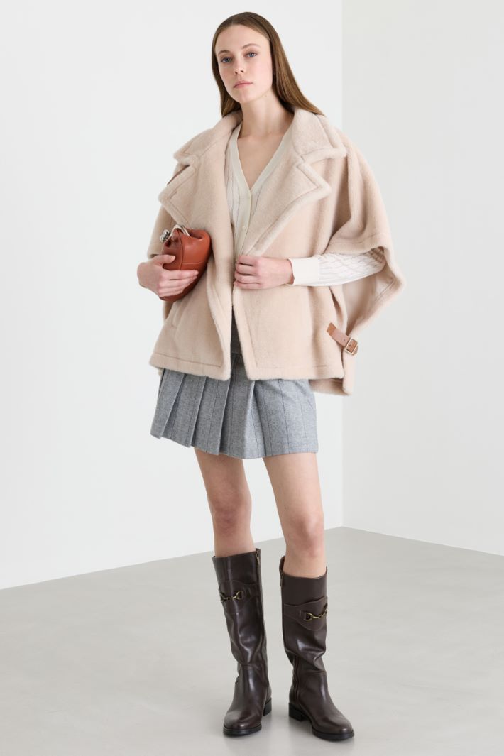 Knitted Cape - BEIGE - Intrend