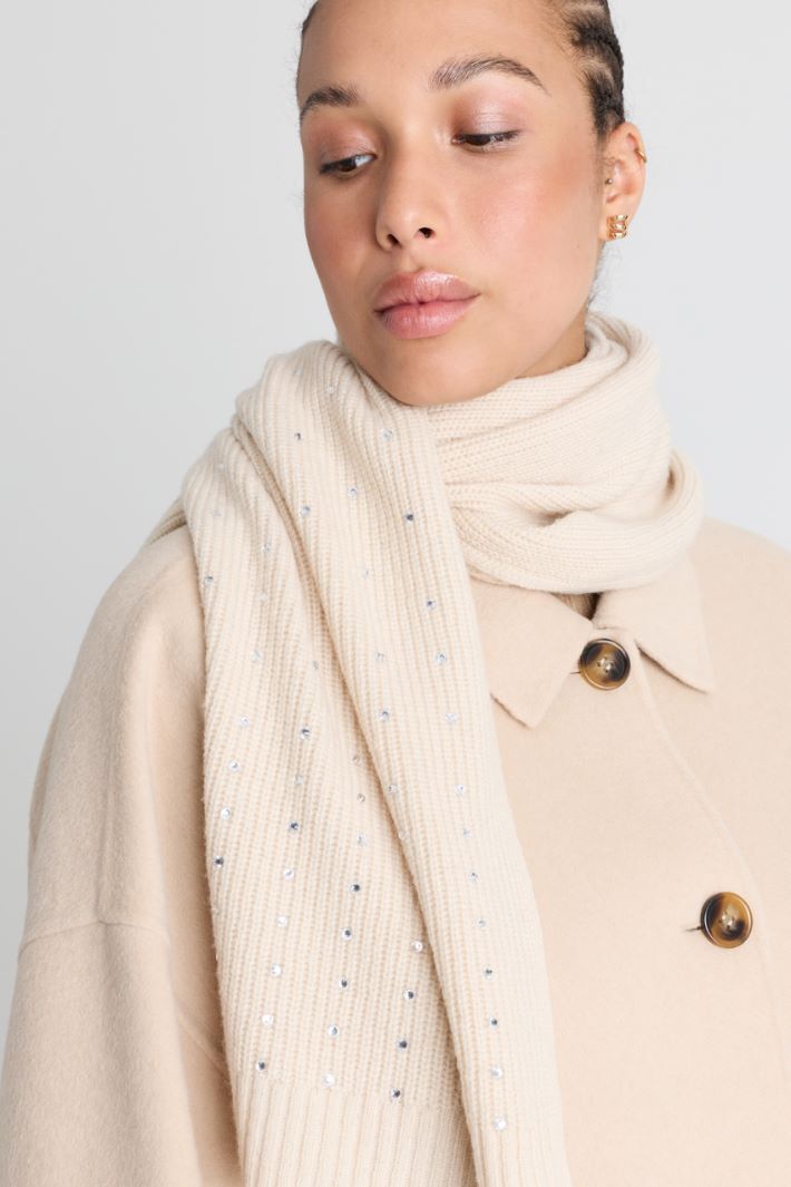 Rhinestone Scarf - WHITE - Intrend - 2