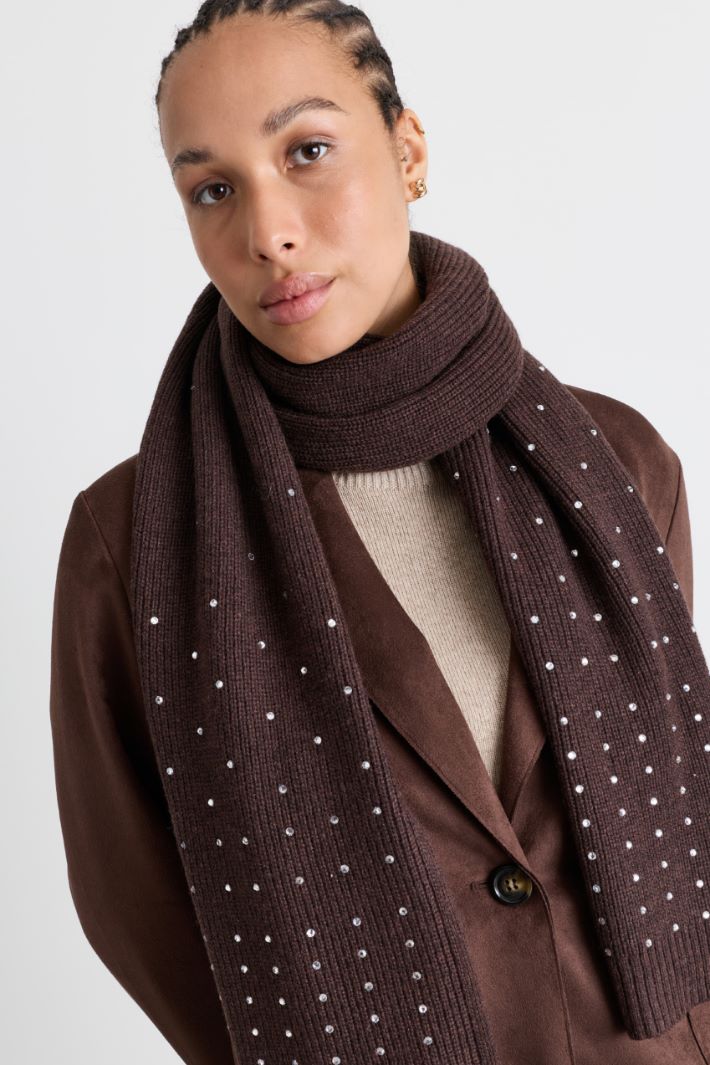 Rhinestone Scarf - BROWN - Intrend - 2