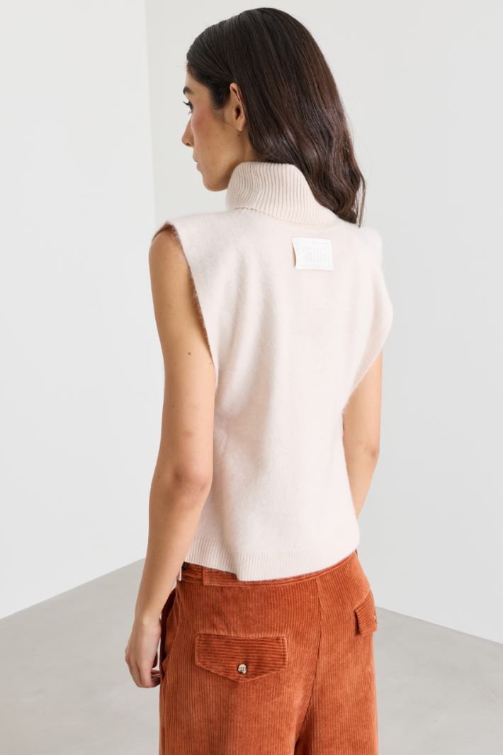 Cashmere-blend tabard - WHITE - Intrend - 2