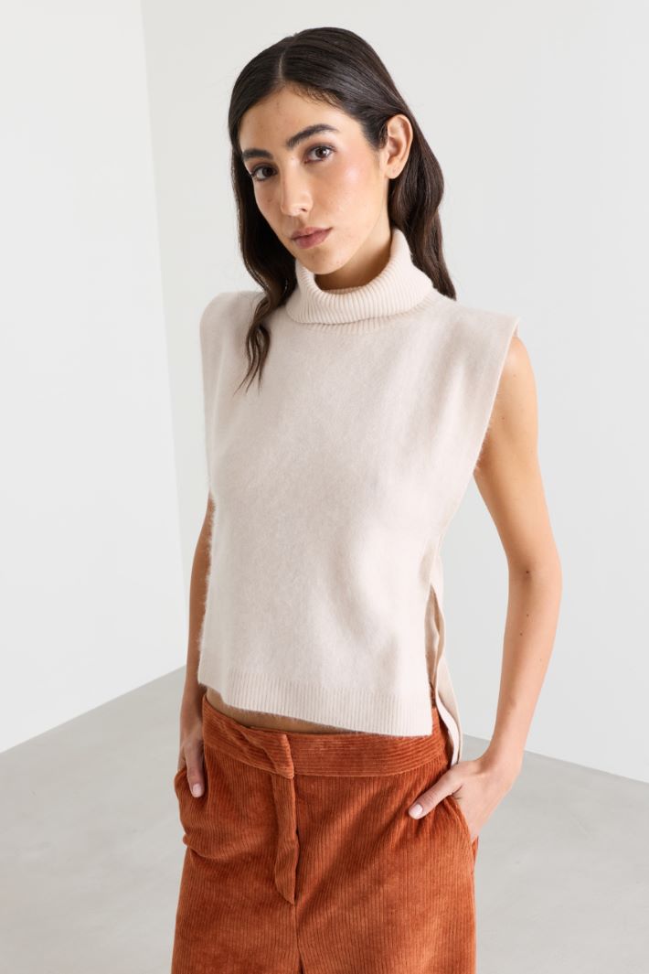 Cashmere-blend tabard - WHITE - Intrend - 3