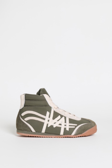 Mixed-Material Trainers - Intrend