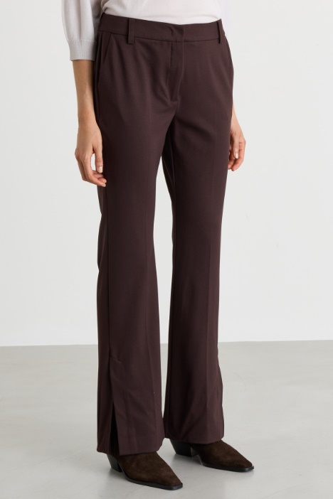 Pantalone in jersey con spacco