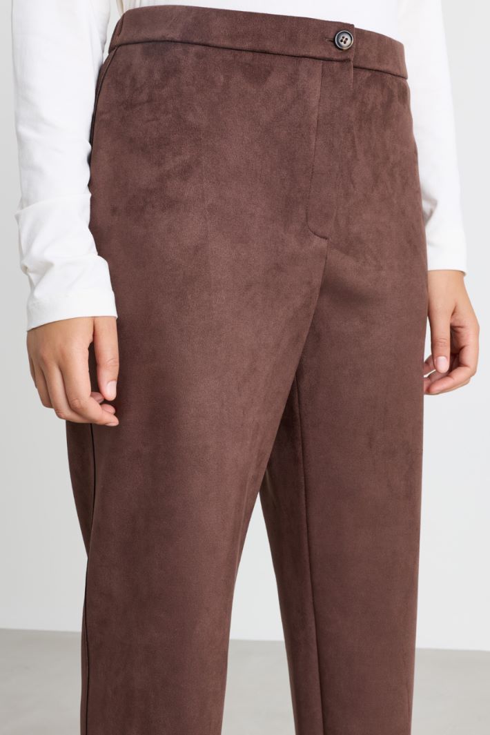 Velvety jersey cigarette trousers - BROWN - Intrend - 3