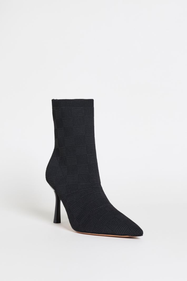 Stretch-knit ankle boots - BLACK - Intrend - 2