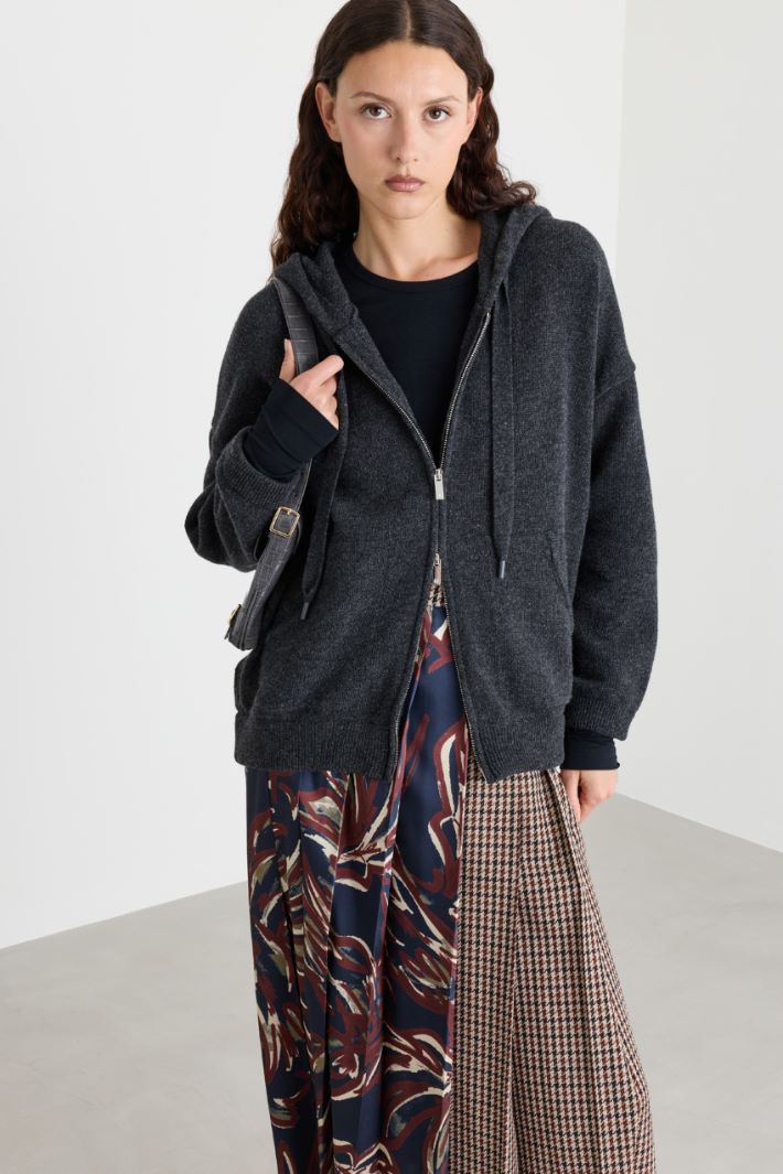 Knitted Hoodie - GREY - Intrend - 2