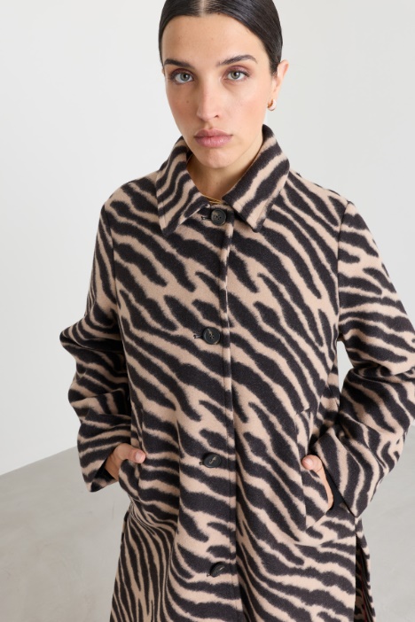 Cappotto in jersey jacquard