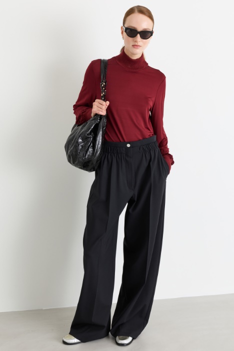 Jersey ligero de cuello alto - Intrend