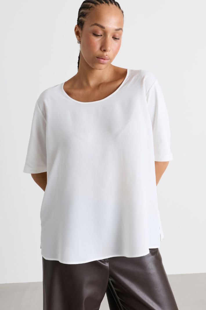 T-shirt con piccoli spacchi - BIANCO - Intrend - 2