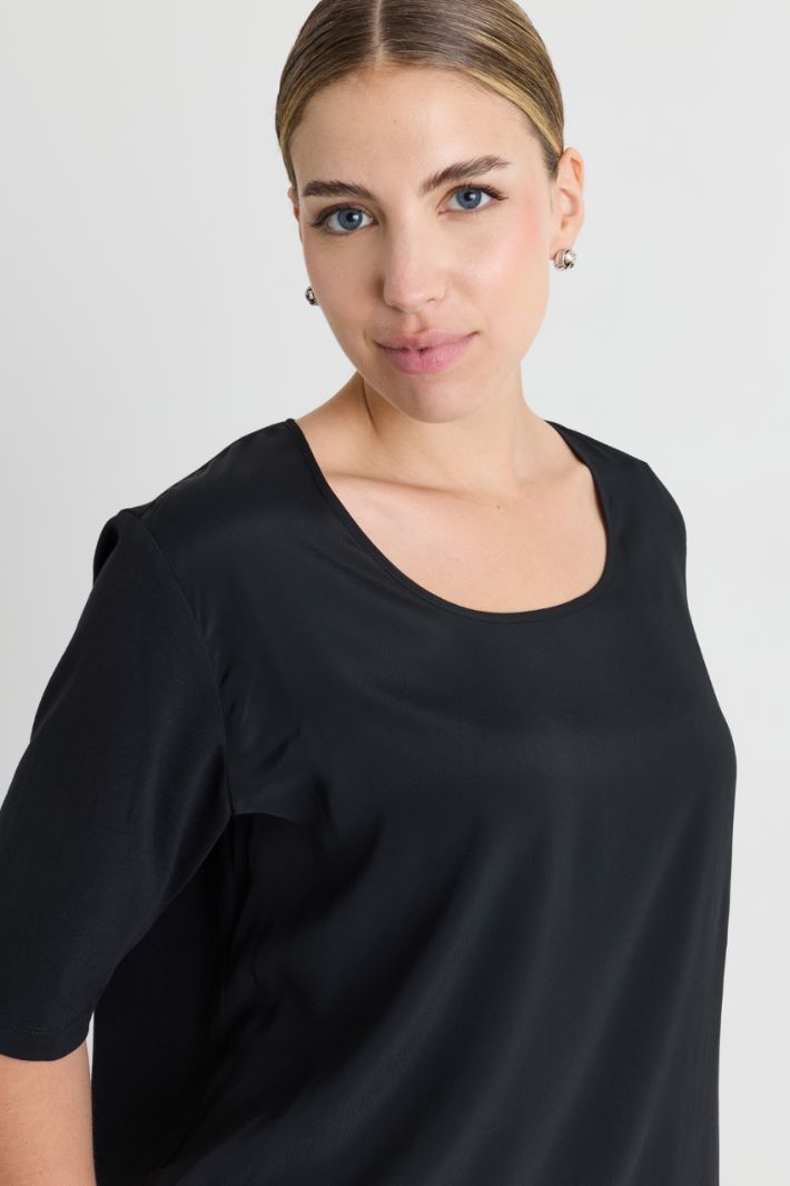 T-shirt con piccoli spacchi - NERO - Intrend - 3