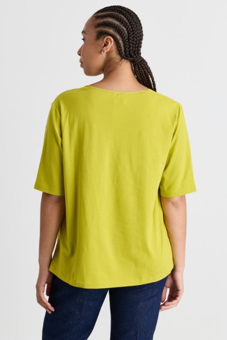 T-shirt con piccoli spacchi