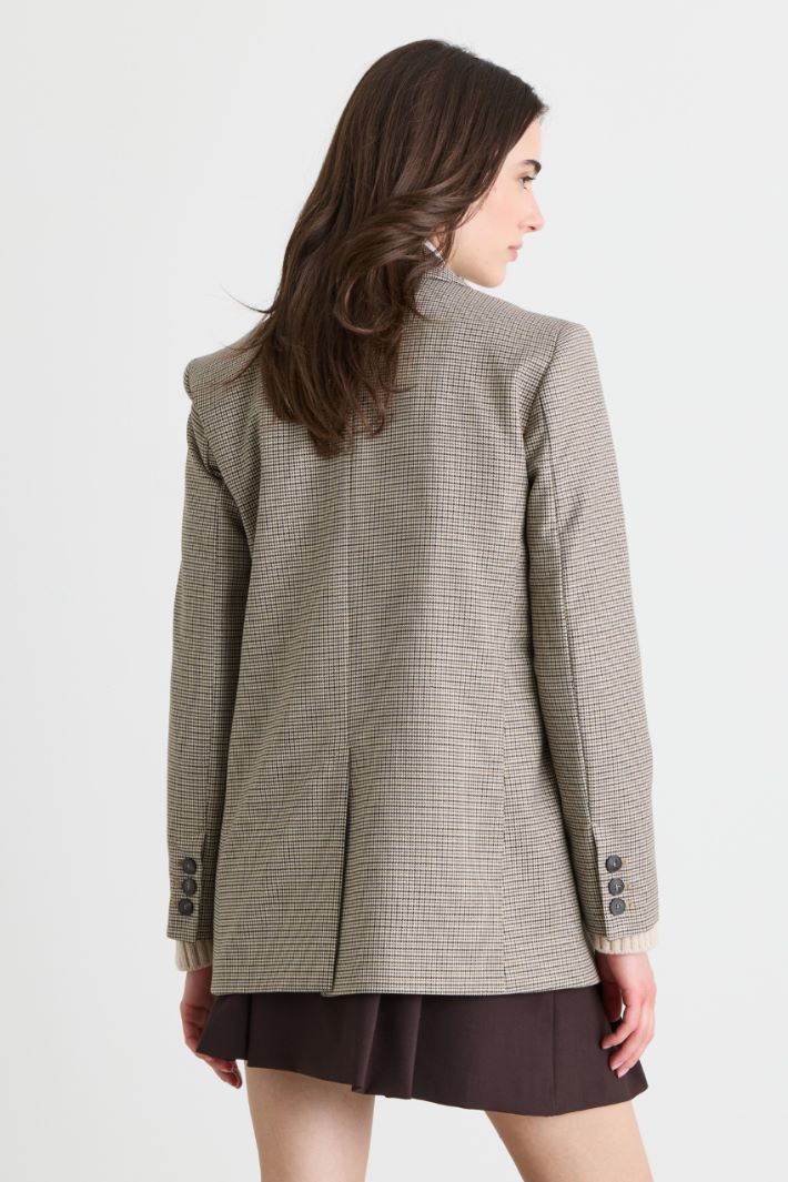 Single-breasted blazer with narrow lapels - BEIGE - Intrend - 4