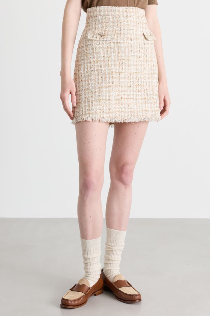 Sequinned basketweave miniskirt - CAMEL WHITE - Intrend - 2