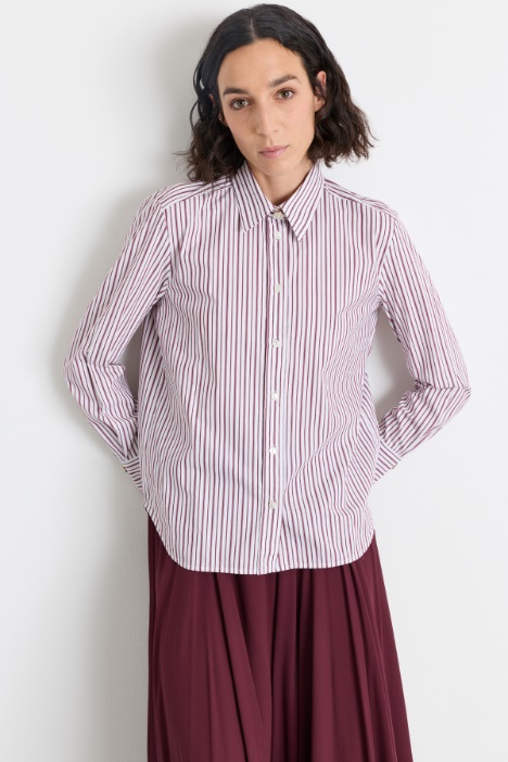 Stretch Shirt with Asymmetric Hem - Intrend