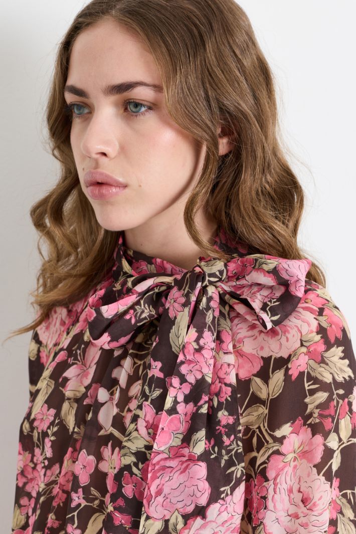 Blusa in georgette a fiori - MARRONE - Intrend - 3
