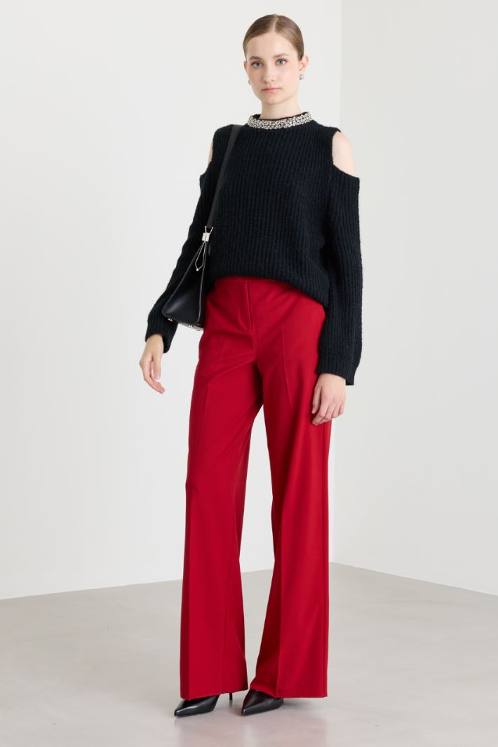 Cut-out jumper - BLACK - Intrend