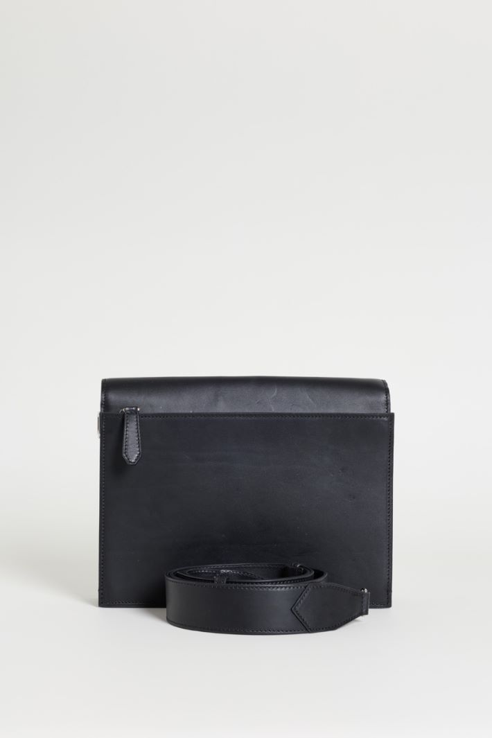 Leather Crossbody Bag - BLACK - Intrend - 3