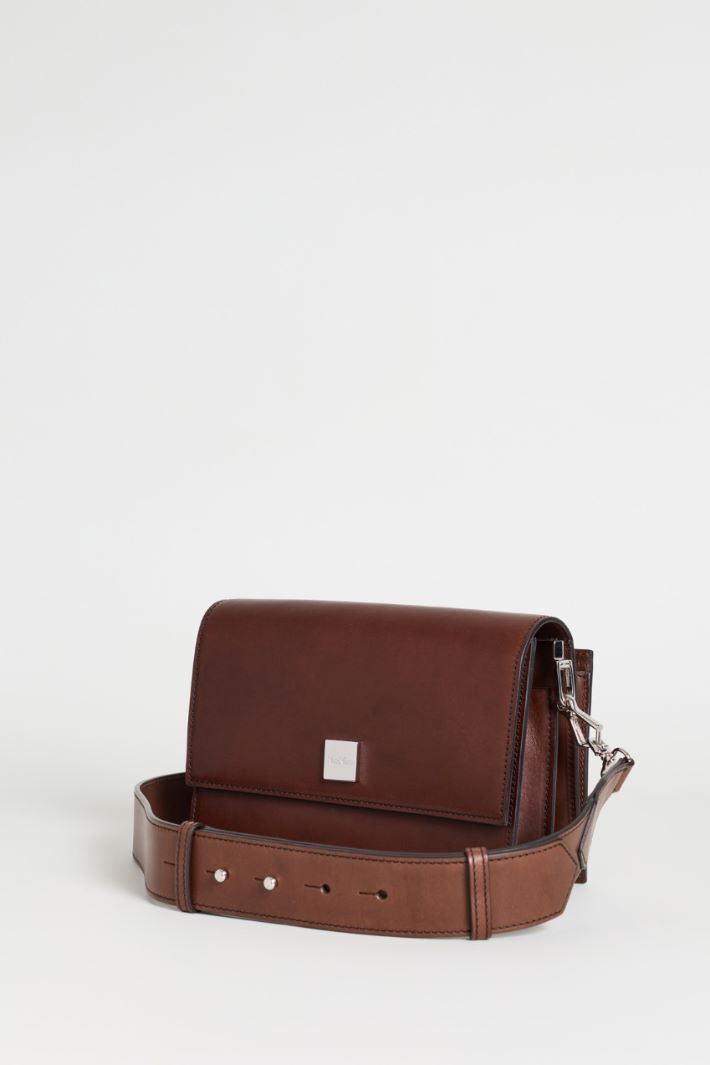 Small leather crossbody bag - BROWN - Intrend - 2