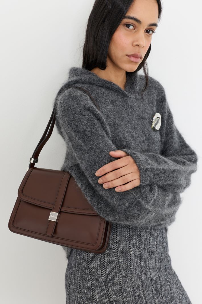Smooth leather handbag - BROWN - Intrend - 5