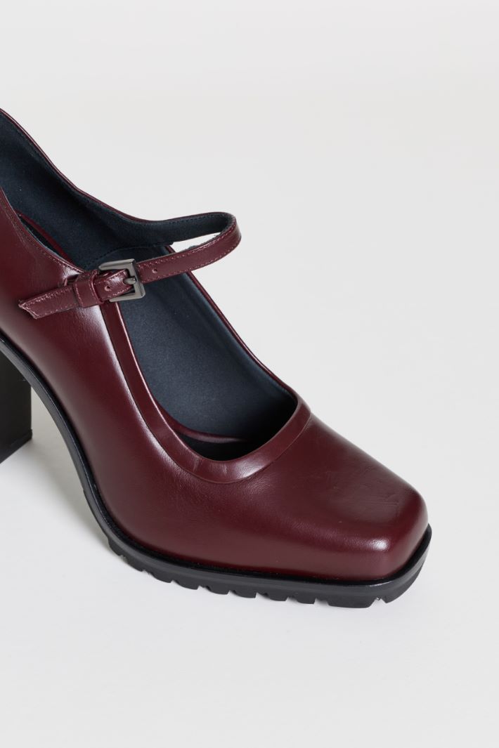 Leather Mary Janes - BORDEAUX - Intrend - 4
