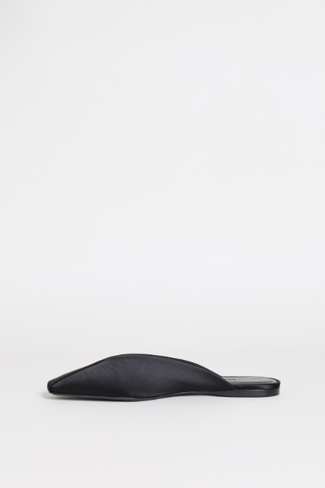Mule in raso