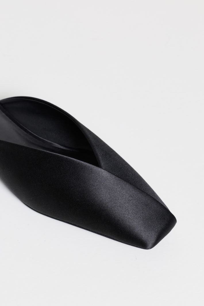 Satin mules - BLACK - Intrend - 4