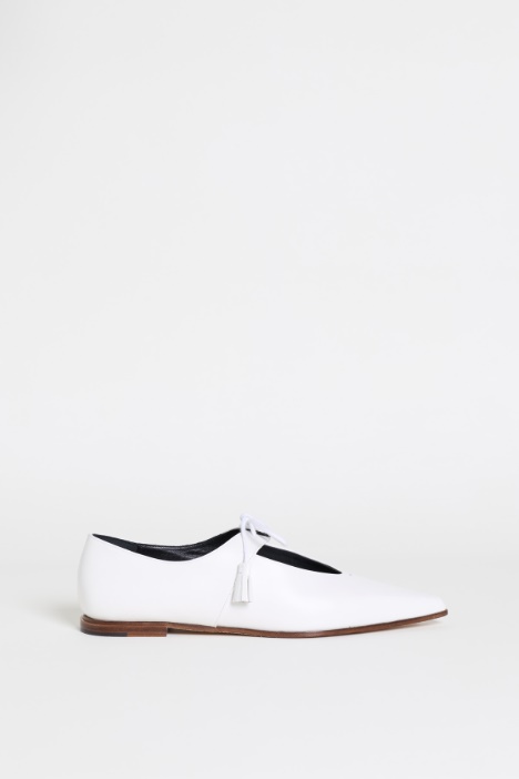 Smooth leather lace-up ballet flats - Intrend