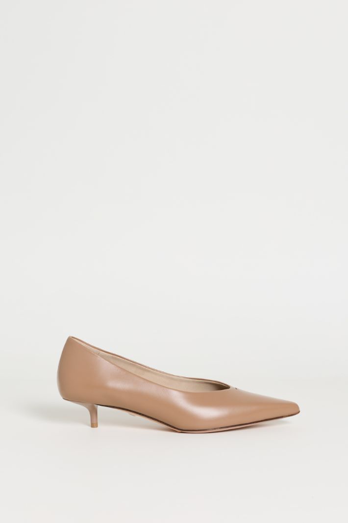 Leather Pencil Heel Court Shoes - CAMEL - Intrend