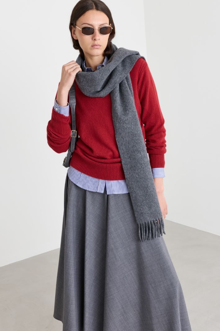 Embroidered scarf - GREY - Intrend